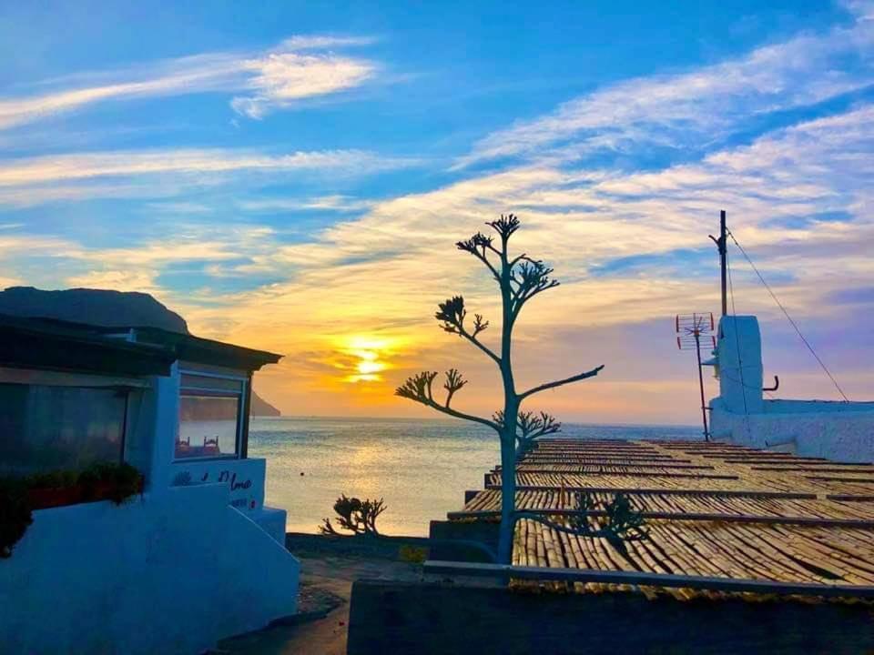 Zaratustra. Rodalquilar Centro. Gran Terra. Wifi Exteriér fotografie